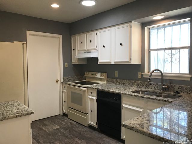 6006 Forest Crest, San Antonio, TX 78240