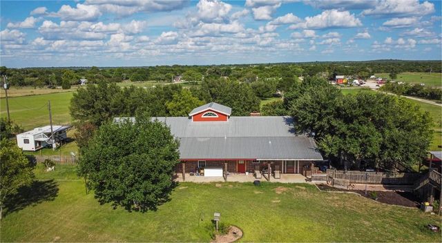 2120 Fm 1704, Elgin, TX 78621