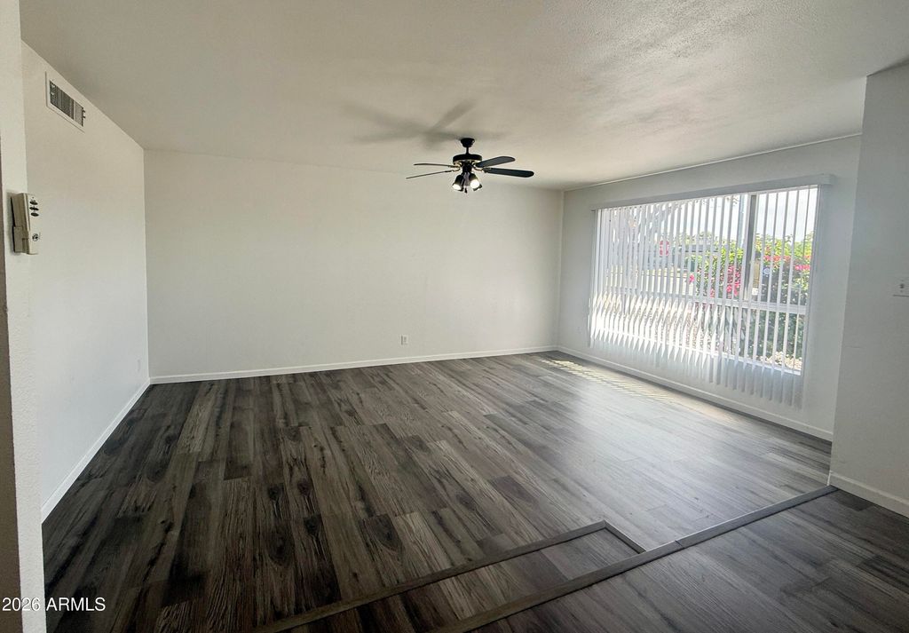 3216 W PEORIA Avenue, Phoenix, AZ 85029 — photo 2