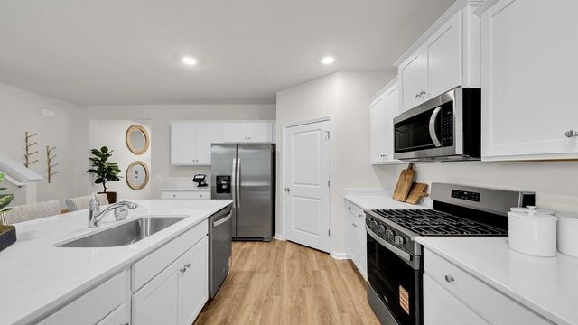 137 Grouper Lane, Summerville, SC 29483