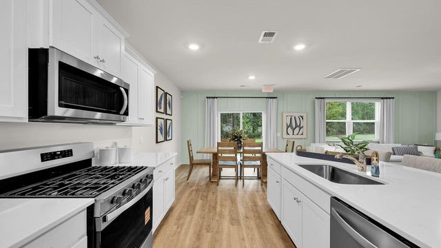 137 Grouper Lane, Summerville, SC 29483