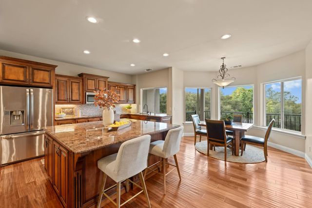 7125 Loomis Hills Rd, Loomis, CA 95650