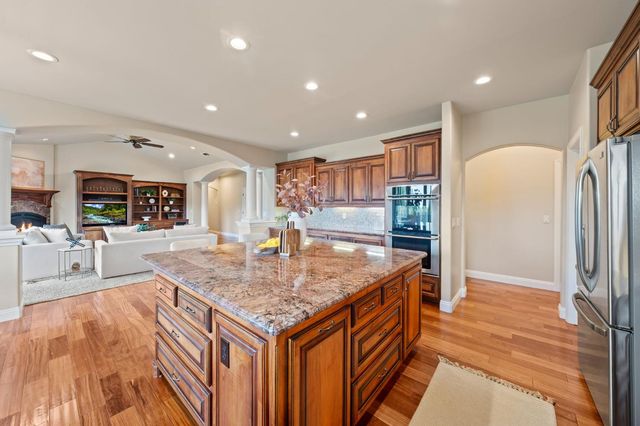 7125 Loomis Hills Rd, Loomis, CA 95650