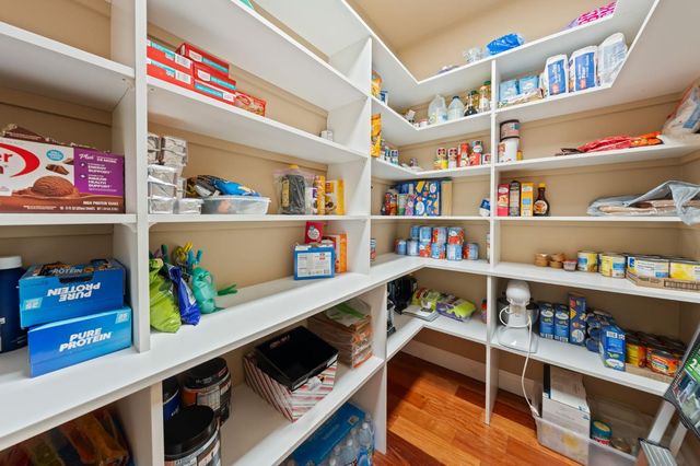 7125 Loomis Hills Rd, Loomis, CA 95650