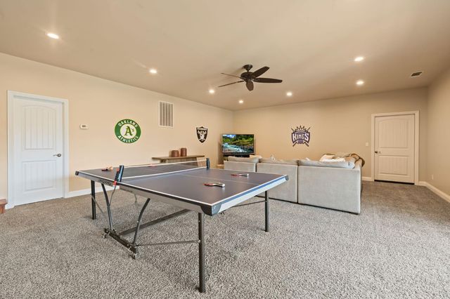 7125 Loomis Hills Rd, Loomis, CA 95650