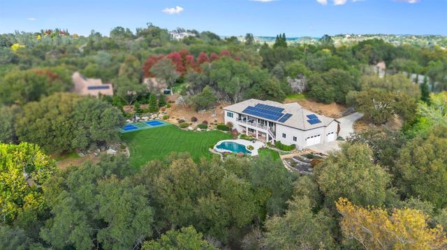 7125 Loomis Hills Rd, Loomis, CA 95650