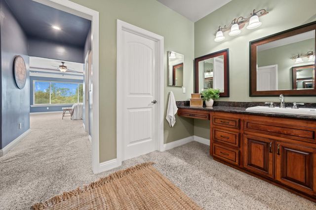 7125 Loomis Hills Rd, Loomis, CA 95650