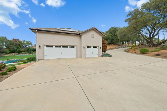 7125 Loomis Hills Rd, Loomis, CA 95650