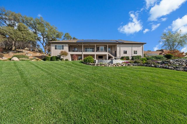 7125 Loomis Hills Rd, Loomis, CA 95650