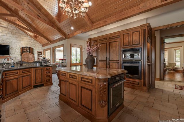 241 Seewald, Boerne, TX 78006