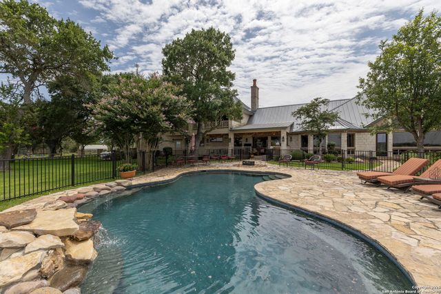 241 Seewald, Boerne, TX 78006