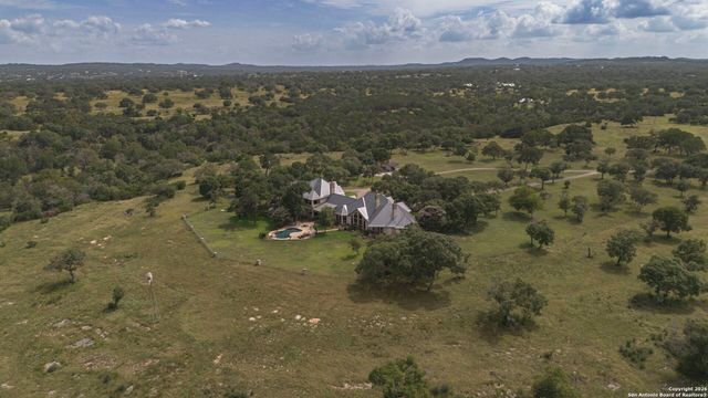 241 Seewald, Boerne, TX 78006