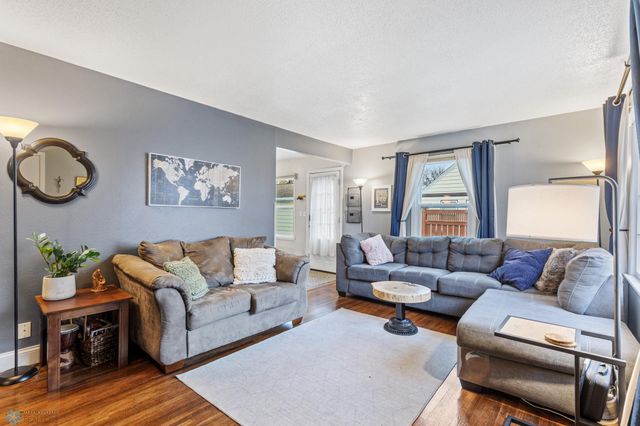 1010 20th Street S, Fargo, ND 58103
