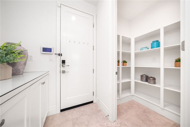 145 Bozeman, Irvine, CA 92602