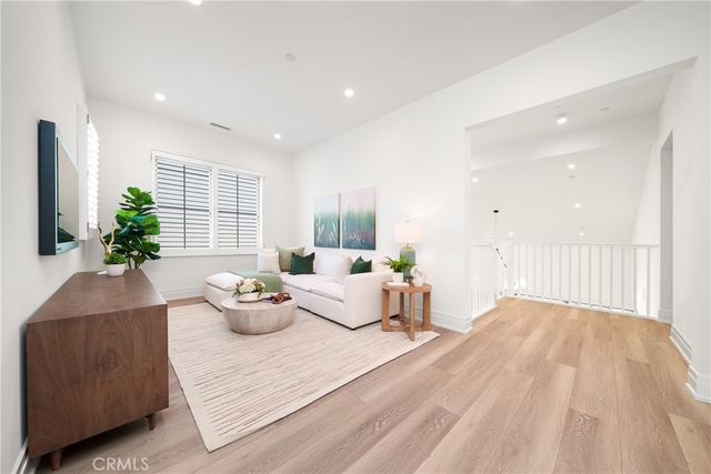 145 Bozeman, Irvine, CA 92602