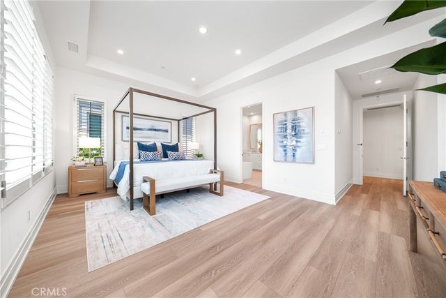 145 Bozeman, Irvine, CA 92602