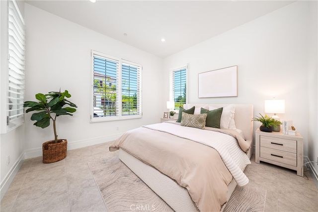 145 Bozeman, Irvine, CA 92602