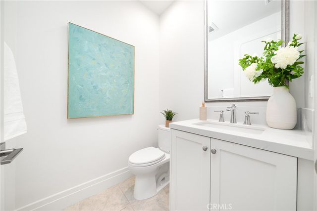 145 Bozeman, Irvine, CA 92602
