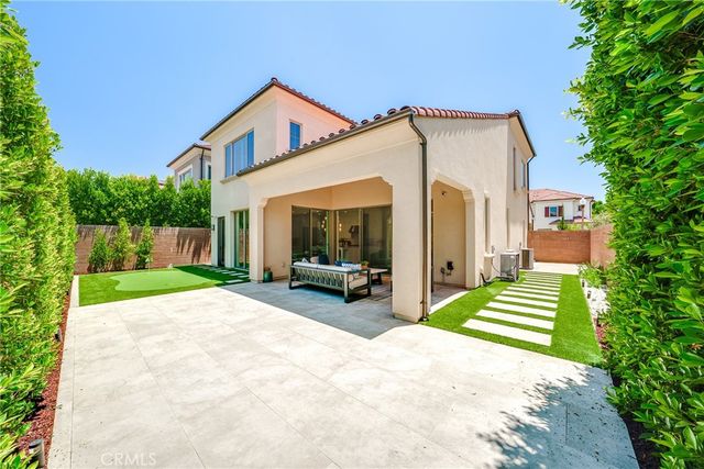 145 Bozeman, Irvine, CA 92602