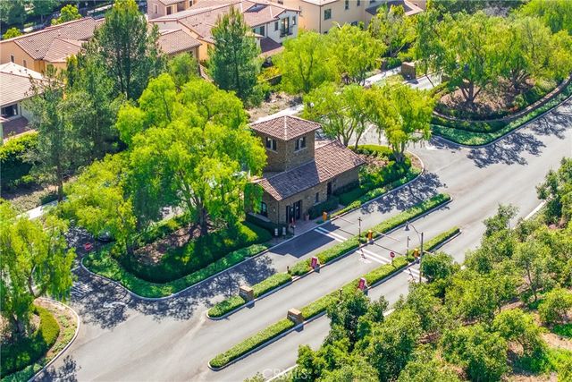 145 Bozeman, Irvine, CA 92602