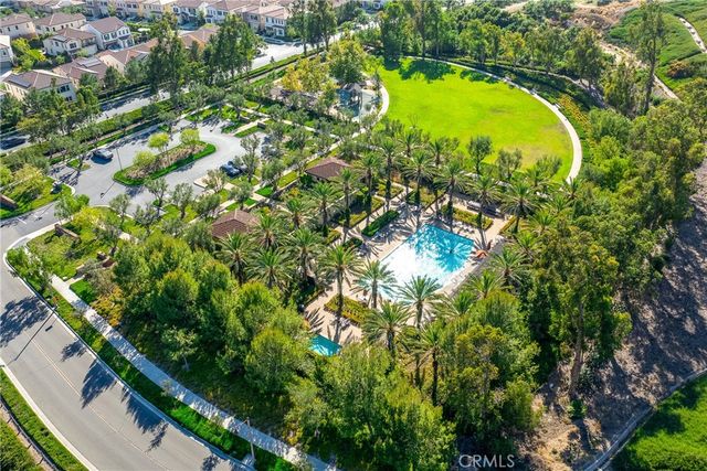 145 Bozeman, Irvine, CA 92602