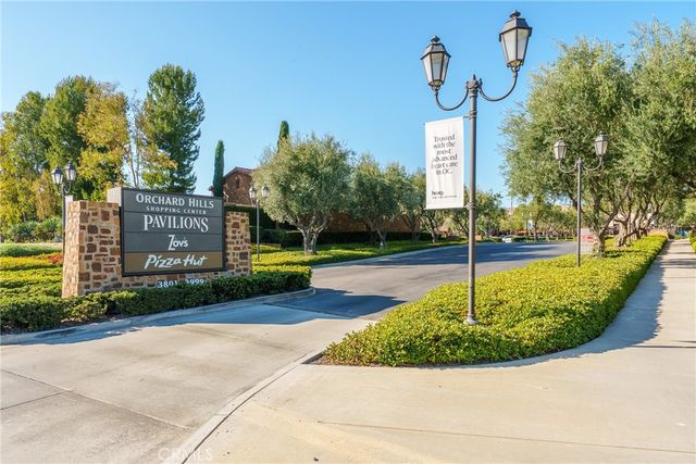 145 Bozeman, Irvine, CA 92602