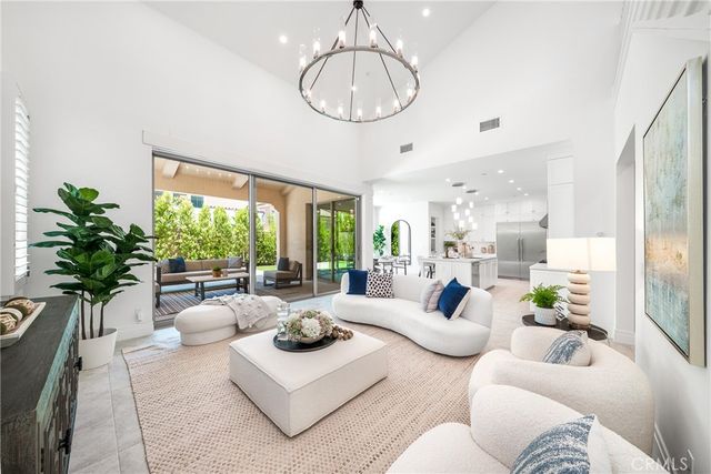 145 Bozeman, Irvine, CA 92602