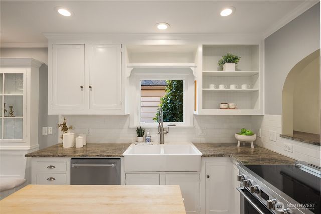 4319 NE 44th Street, Seattle, WA 98105