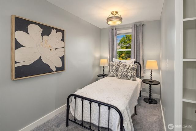 4319 NE 44th Street, Seattle, WA 98105