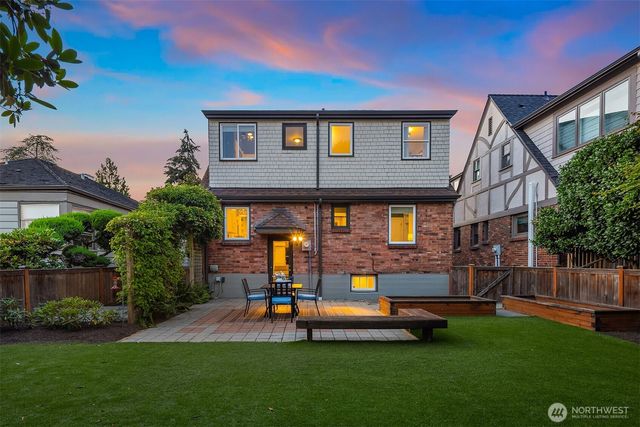 4319 NE 44th Street, Seattle, WA 98105