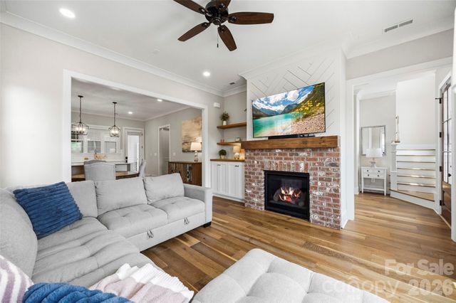 414 S Main Street, Belmont, NC 28012