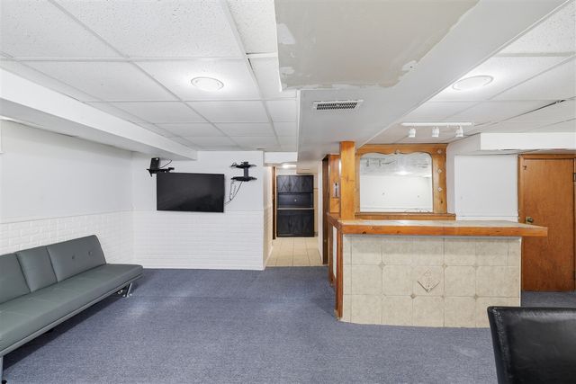 6935 Ternes, Dearborn, MI 48126