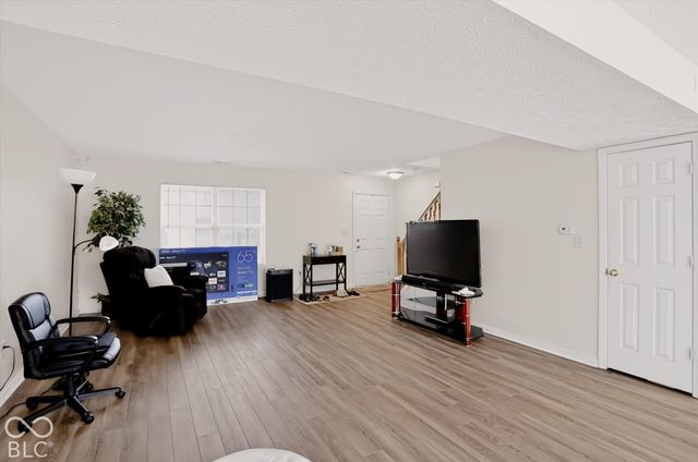 11915 Newcastle Drive, Indianapolis, IN 46235