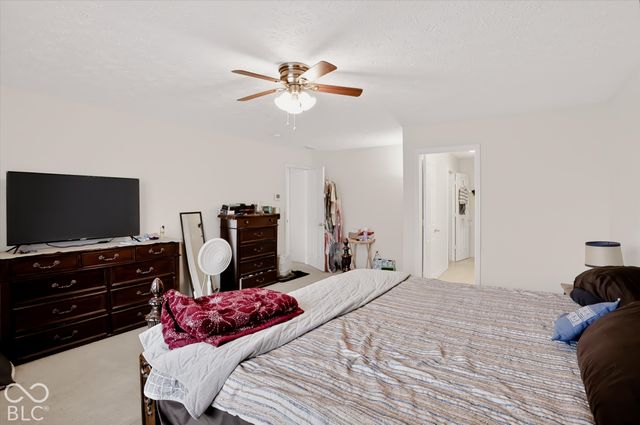 11915 Newcastle Drive, Indianapolis, IN 46235