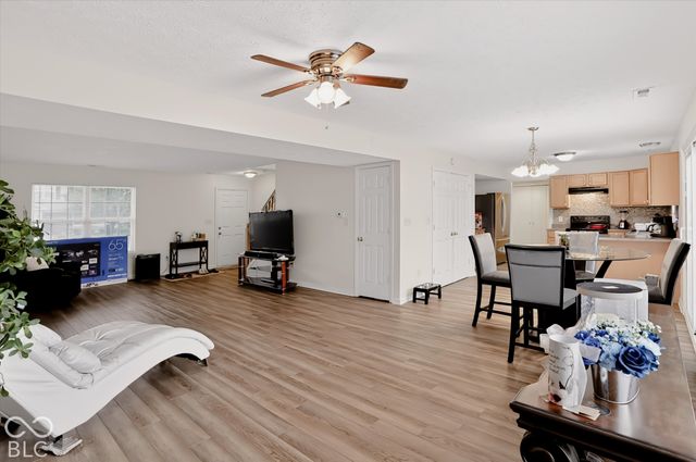 11915 Newcastle Drive, Indianapolis, IN 46235