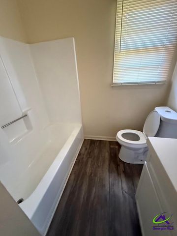 100 Chuck Circle, Warner Robins, GA 31093