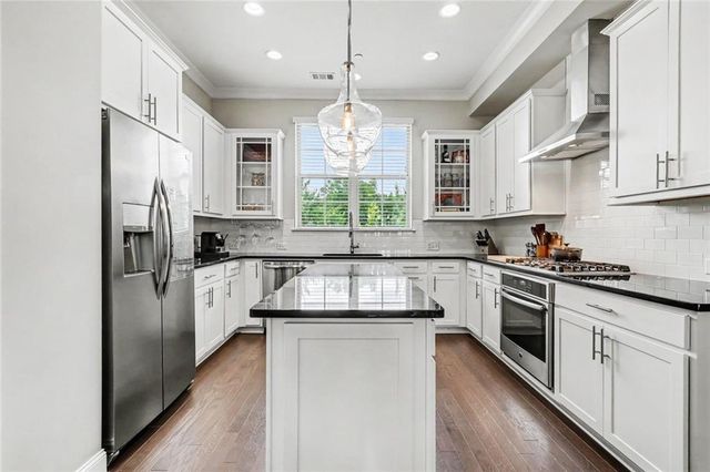 1056 Moorewood Lane, Smyrna, GA 30080
