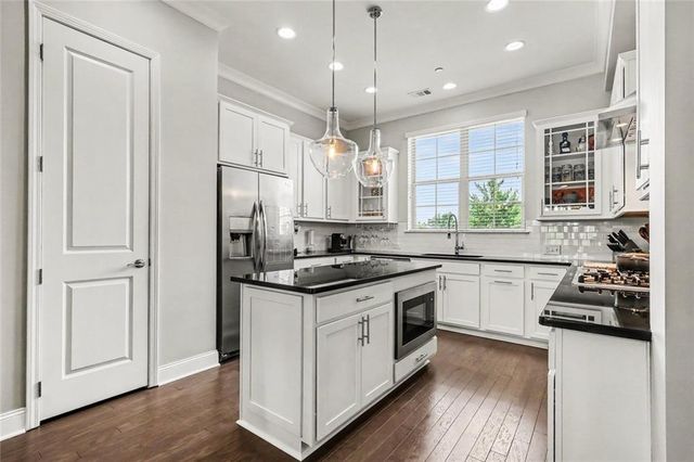 1056 Moorewood Lane, Smyrna, GA 30080