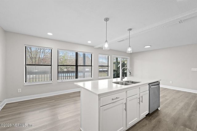 5695 HYDE PARK Circle, Jacksonville, FL 32210