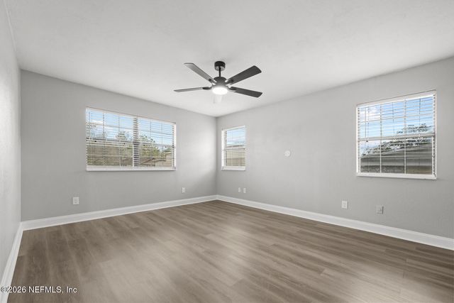 5695 HYDE PARK Circle, Jacksonville, FL 32210