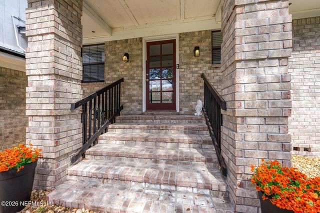 5695 HYDE PARK Circle, Jacksonville, FL 32210