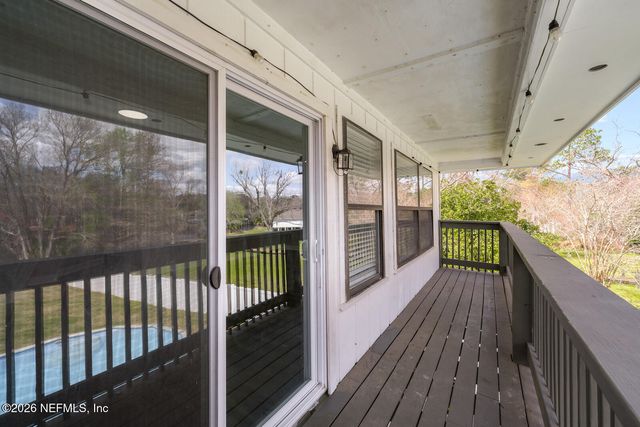 5695 HYDE PARK Circle, Jacksonville, FL 32210