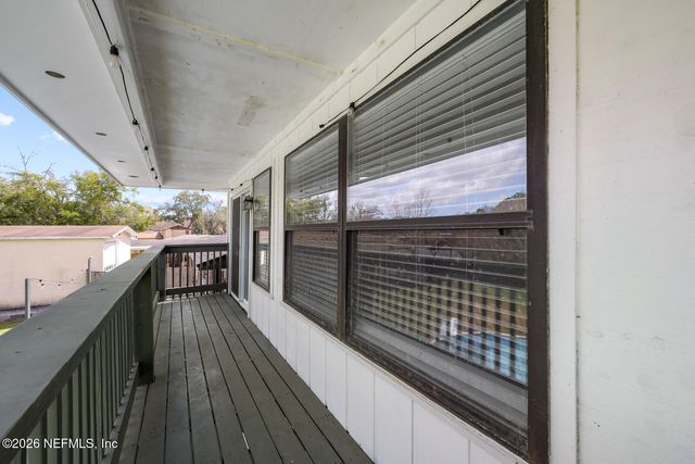 5695 HYDE PARK Circle, Jacksonville, FL 32210