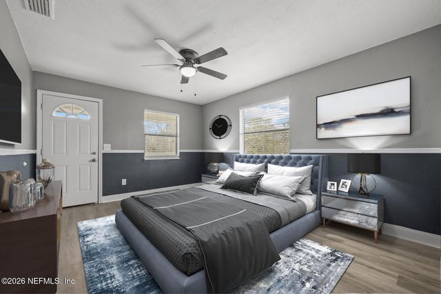 5695 HYDE PARK Circle, Jacksonville, FL 32210