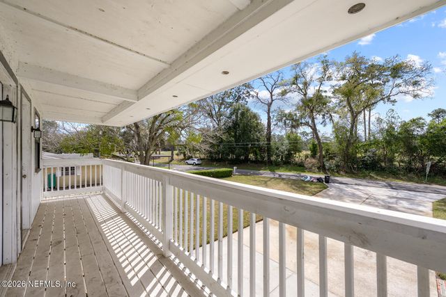 5695 HYDE PARK Circle, Jacksonville, FL 32210