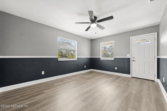 5695 HYDE PARK Circle, Jacksonville, FL 32210