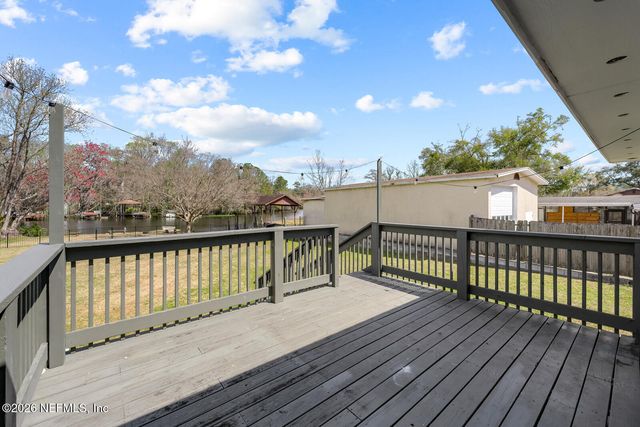 5695 HYDE PARK Circle, Jacksonville, FL 32210