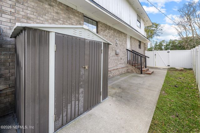 5695 HYDE PARK Circle, Jacksonville, FL 32210