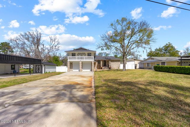 5695 HYDE PARK Circle, Jacksonville, FL 32210