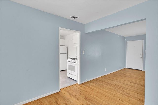 6321 37th Ave, Sacramento, CA 95824